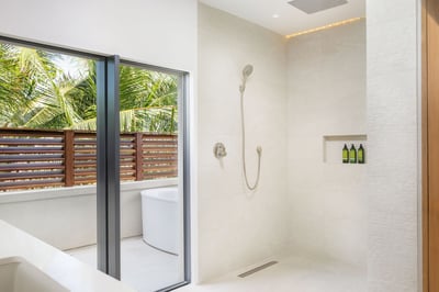 Luxury Villa Photo #35