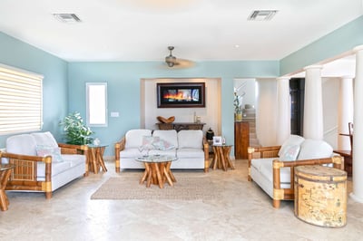 Luxury Villa Photo #10