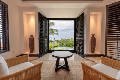 Luxury Villa Photo #20