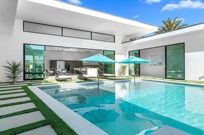 Luxury Villa Photo #7