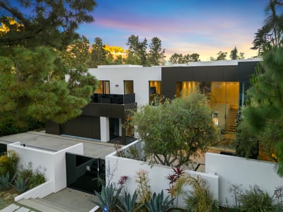 Luxury Villa Photo #13