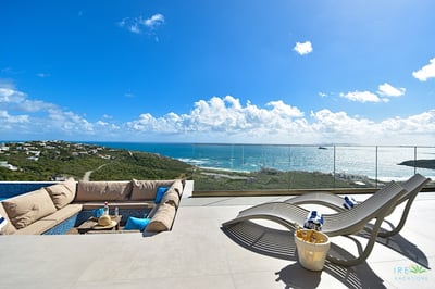 Luxury Villa Photo #4