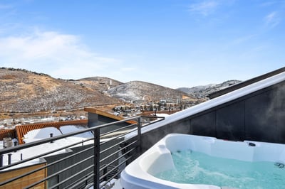 Luxury Villa Photo #26