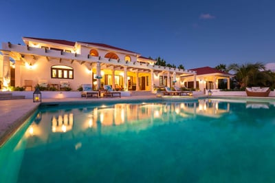 Luxury Villa Photo #2