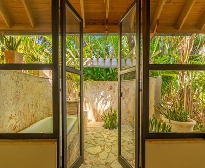 Luxury Villa Photo #73