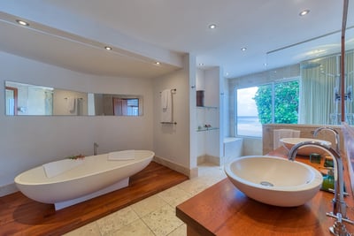 Luxury Villa Photo #44