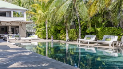 Luxury Villa Photo #7