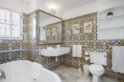 Luxury Villa Photo #25