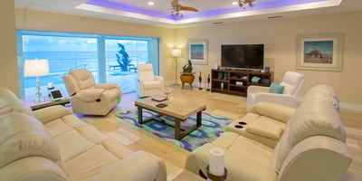 Luxury Villa Photo #9