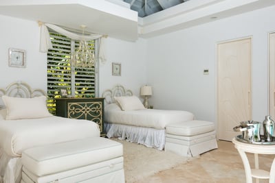 Luxury Villa Photo #18