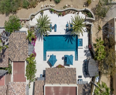 Luxury Villa Photo #3