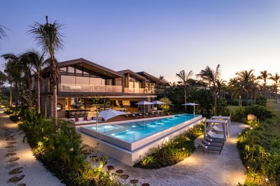 Luxury Villa Photo #5