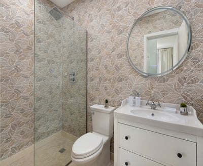 Luxury Villa Photo #30