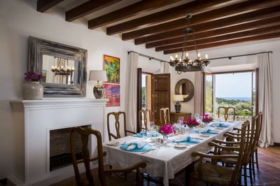 Luxury Villa Photo #12