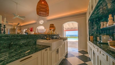 Luxury Villa Photo #28
