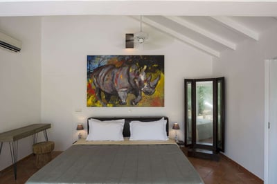 Luxury Villa Photo #18