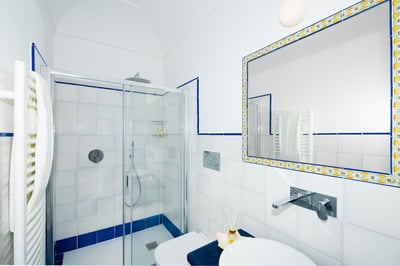 Luxury Villa Photo #26