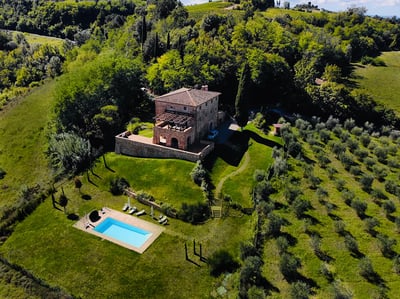 Luxury Villa Photo #3
