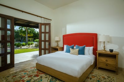 Luxury Villa Photo #37