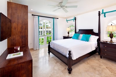 Luxury Villa Photo #11