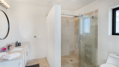 Luxury Villa Photo #27