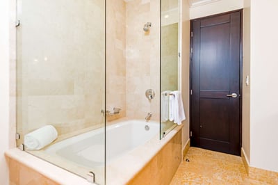 Luxury Villa Photo #20