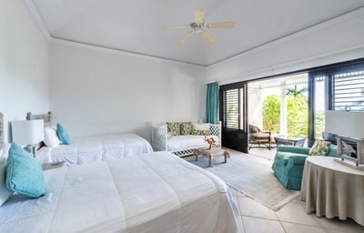 Luxury Villa Photo #14