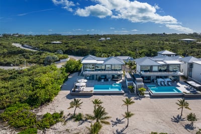 Luxury Villa Photo #33