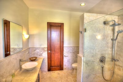 Luxury Villa Photo #29