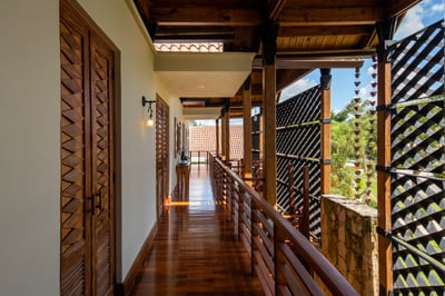Luxury Villa Photo #12