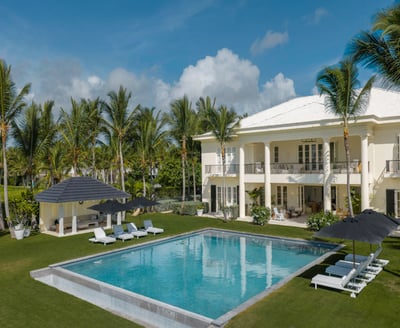 Luxury Villa Photo #3