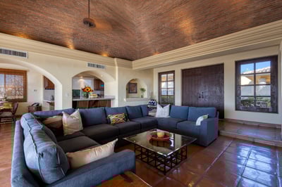 Luxury Villa Photo #31