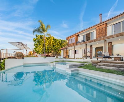 Luxury Villa Photo #7
