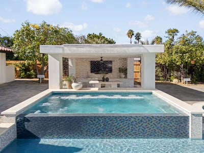 Luxury Villa Photo #18