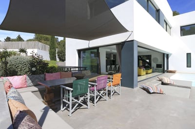 Luxury Villa Photo #5