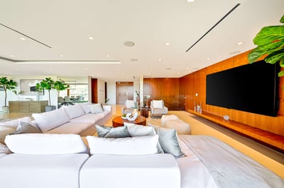 Luxury Villa Photo #29