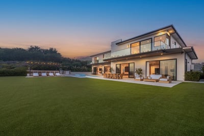 Luxury Villa Photo #13