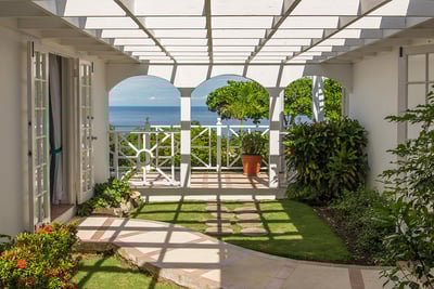 Luxury Villa Photo #11