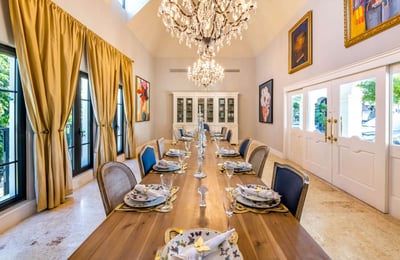 Luxury Villa Photo #19