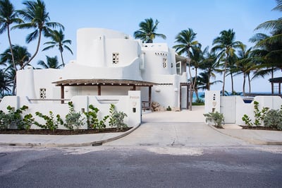 Luxury Villa Photo #23