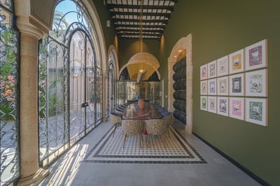 Luxury Villa Photo #8