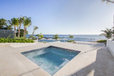 Luxury Villa Photo #6