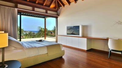 Luxury Villa Photo #19