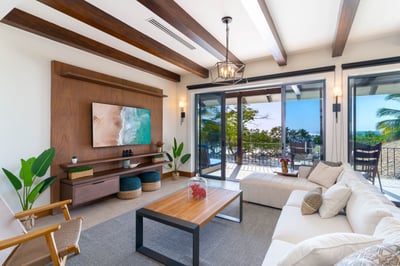 Luxury Villa Photo #15