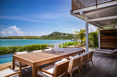Outdoor dining area