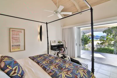 Luxury Villa Photo #33