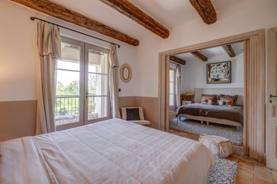 Luxury Villa Photo #29