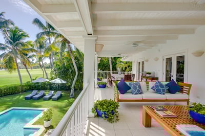 Luxury Villa Photo #23