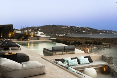 Luxury Villa Photo #13