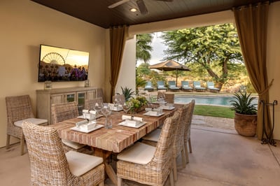 Al fresco dining for 10 plus outdoor TV